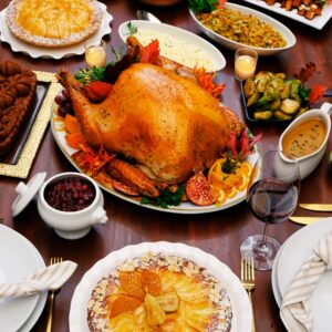 Creating a Memorable Thanksgiving: Table Setting and Turkey Tips from Windows Catering